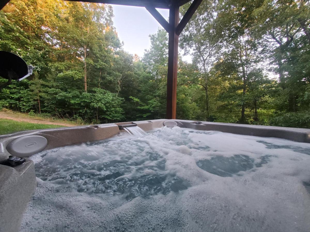 Smoky Mountain Cabin - Hot Tub - Fire Pit Murphy Exterior photo